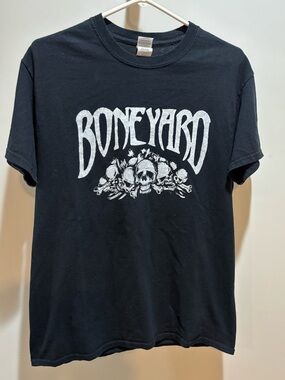 Gildan Black Short-Sleeve Boneyard Skull Graphic Tee